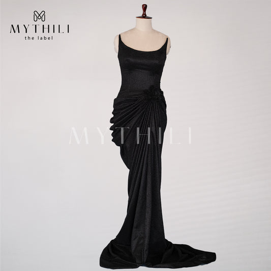 BLACK GOWN